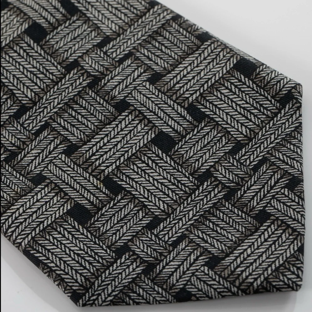 Authentic Hermes Men's Necktie Neck Tie w/ cool 3D basketweave pattern!